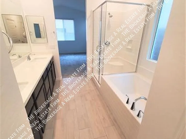 6858 Greensmen Ave — Photo 15