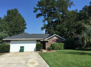 85 S Oak Rd, Richmond Hill, GA 31324