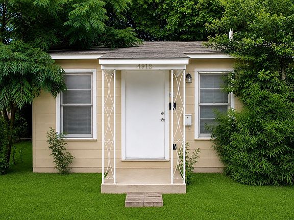 2nd image of 4914 Donnelly Ave #4914