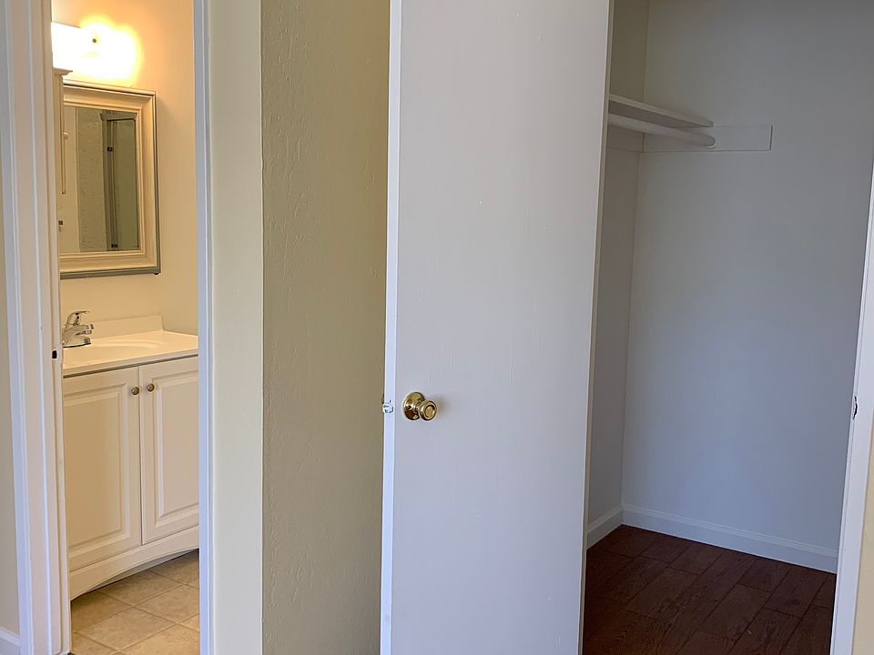 1st image of 1355 Calle Oriente #4