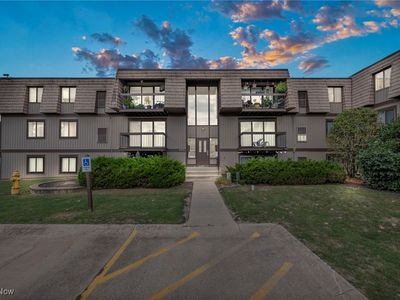 9851 Sunrise Blvd UNIT P2, North Royalton, OH, 44133