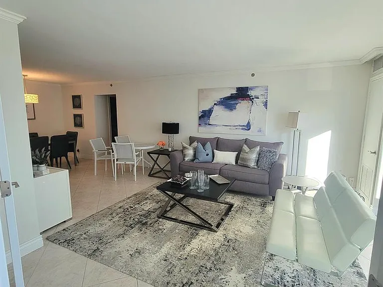 3221 S Ocean Blvd #207 — Photo 37