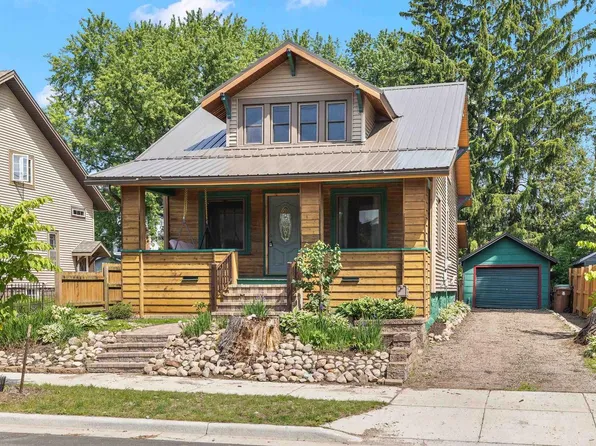 1240 WASHINGTON AVENUE, Stevens Point, WI 54481