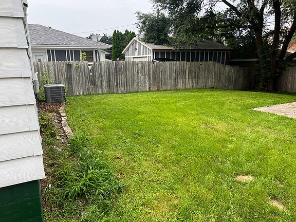 2nd image of 5405 42nd Ave