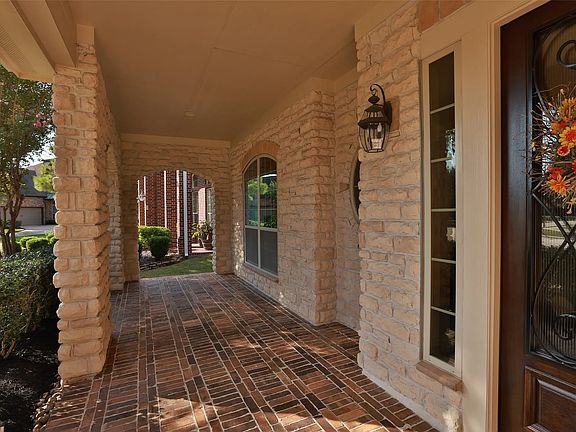 3rd image of 27818 Cenizo Park Ct