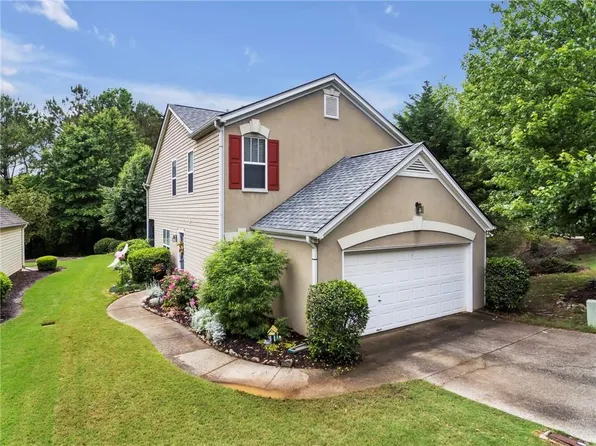 3925 Maple Valley Dr, Cumming, GA 30040