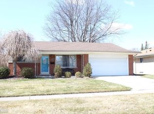 29541 Pinto Dr, Warren, MI 48093