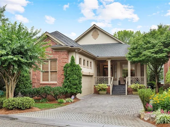 1057 Arbor Trce NE, Atlanta, GA 30319