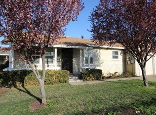 9675 Walnut Ave, Elk Grove, CA 95624