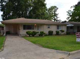 104 W 52nd St, North Little Rock, AR 72118