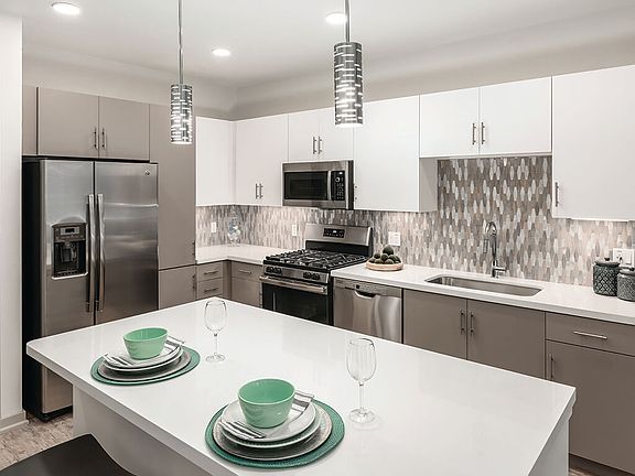 2nd image of 909 E Playa Del Norte Dr APT 3052