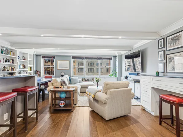 200 East 84th Street image 1 of 13