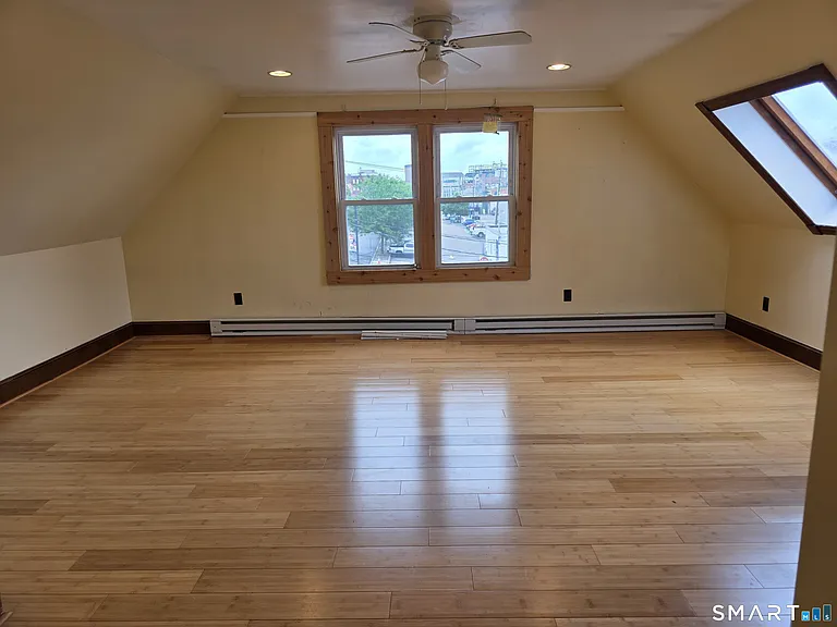 16 Tilley St #3 — Photo 3