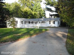 905 S Taylor Dr, Carbondale, IL 62901