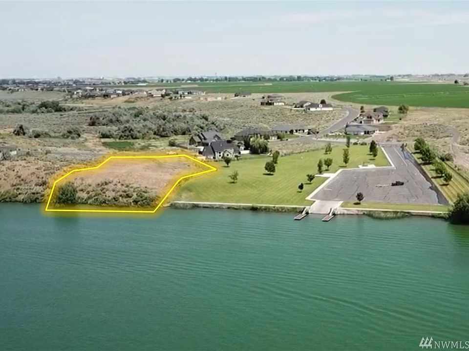 2nd image of 7689 Dune Lake Rd SE