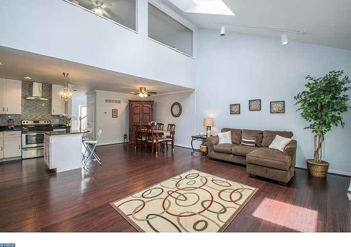 1st image of 13 Falcon Ct