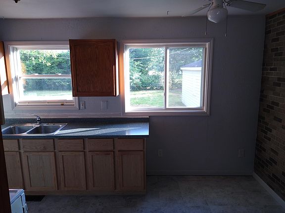 3rd image of 1657 Harvest Ln