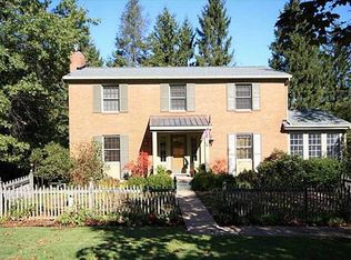 1005 Woodhill Dr, Gibsonia, PA