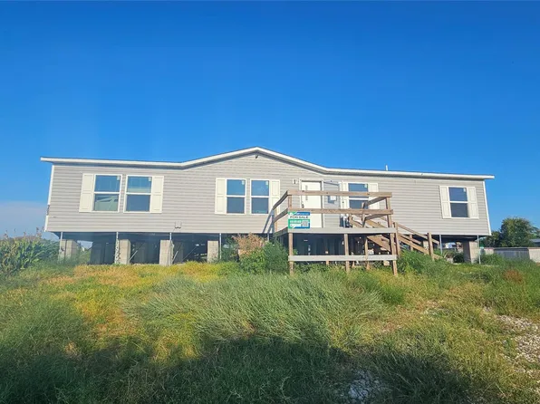 903 22nd St, San Leon, TX 77539