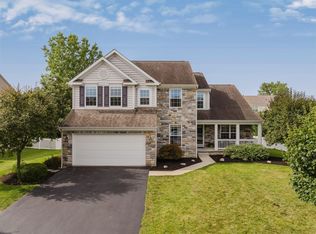 1943 Caplinger Dr, Grove City, OH 43123