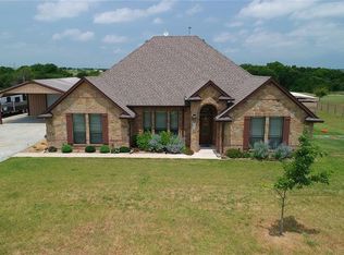 886 County Road 2425, Decatur, TX 76234