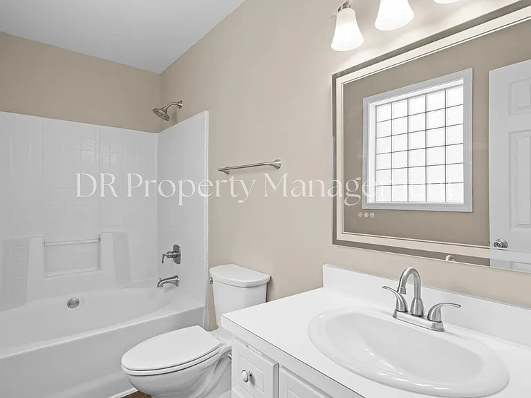 4708 Periwinkle Pl — Photo 15