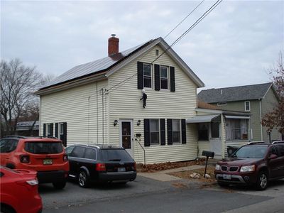 52 Warfield Ave, Cranston, RI, 02920