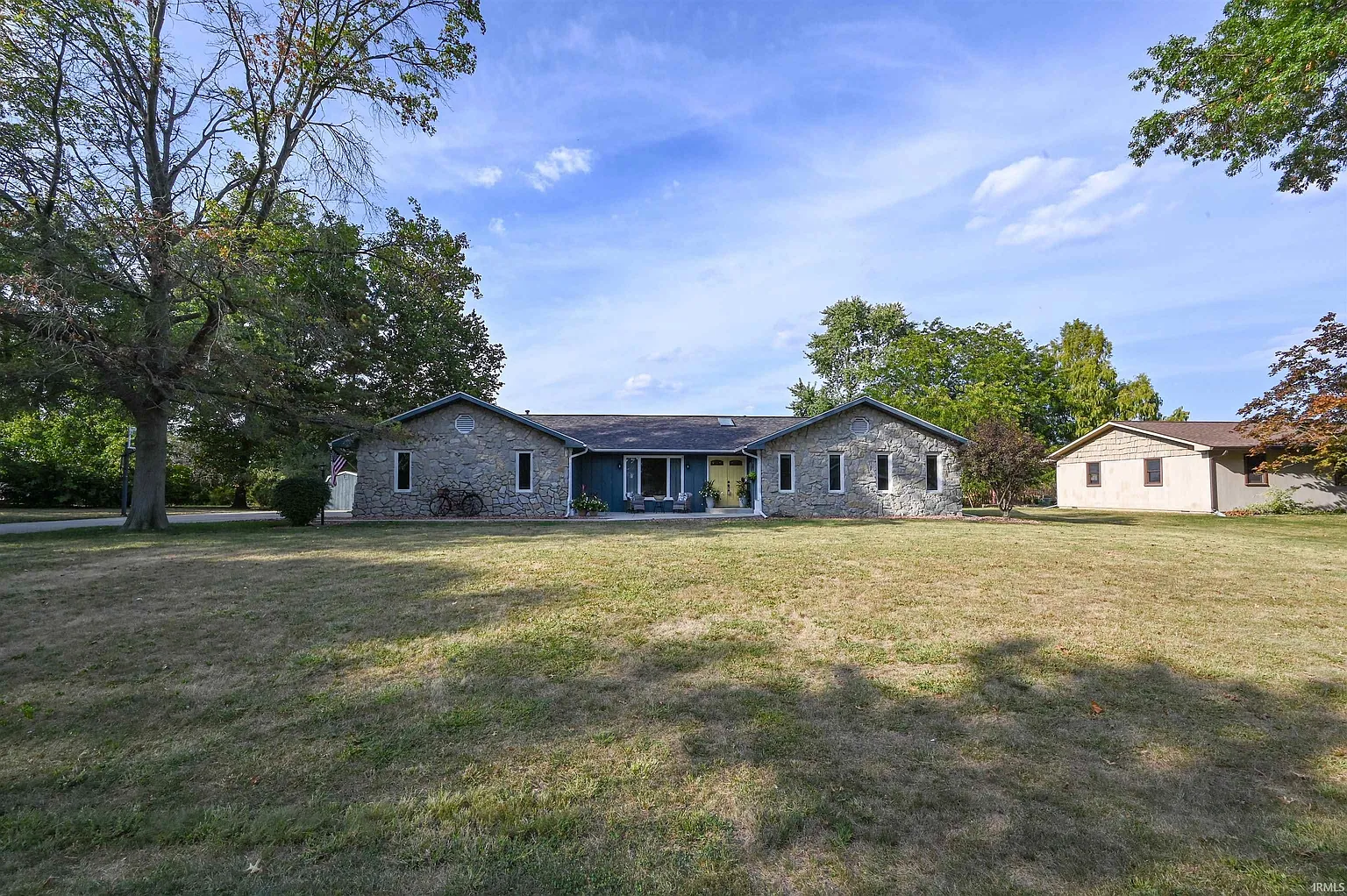 4512 Columbus Blvd photo 1