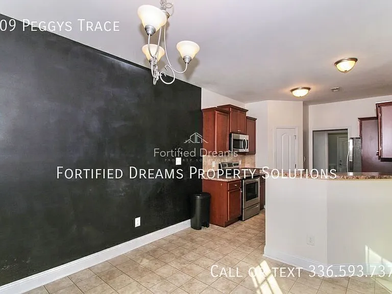 209 Peggys Trce — Photo 9