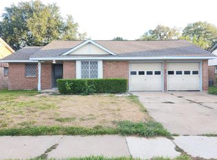 2202 Cherrybrook Ln, Pasadena, TX 77502