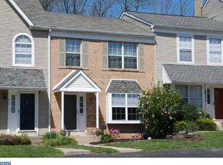 1517 Cranberry Dr, Norristown, PA 19403
