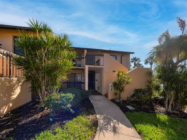 15452 Admiralty Cir APT 6, North Fort Myers, FL 33917