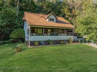 3025 Walton Rd, Finleyville, PA 15332