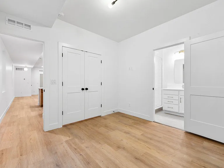 3431 1/2 N Columbine St — Photo 6