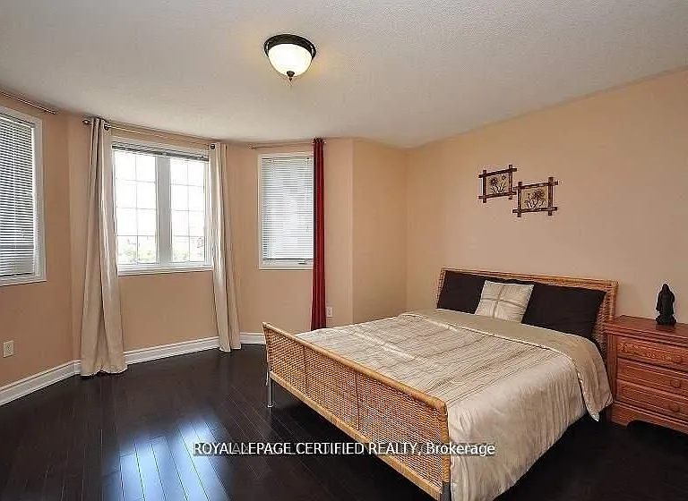 426 Orange Walk Cres — Photo 25