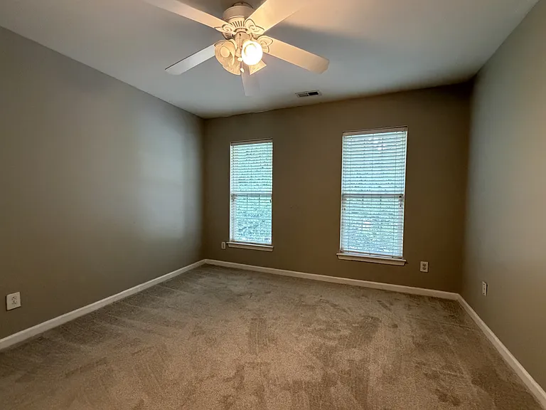 4006 Raven Rock Ct — Photo 26