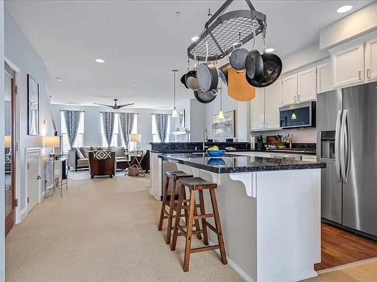 125 Johnson St — Photo 10