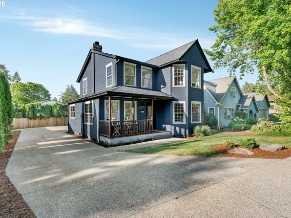 10618 SW Garden Park Pl, Tigard, OR 97223