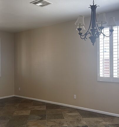 3rd image of 2451 Ohare Ave