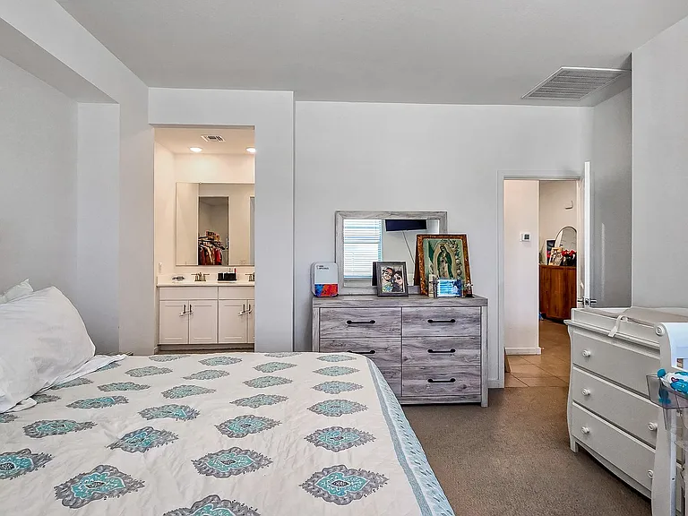 8820 W Agora Ln — Photo 14