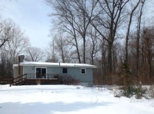 2170 Roslyn Rd, Benton Harbor, MI 49022