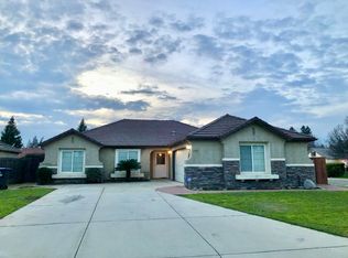 1705 S Sol St, Visalia, CA 93292
