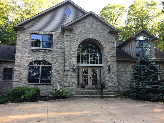 4th image of 1435 Township Road 843