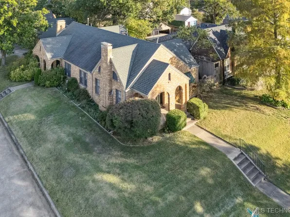 2704 E 16th St, Tulsa, OK 74104