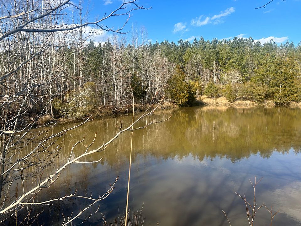 2nd image of 265 Lost Pond Lane