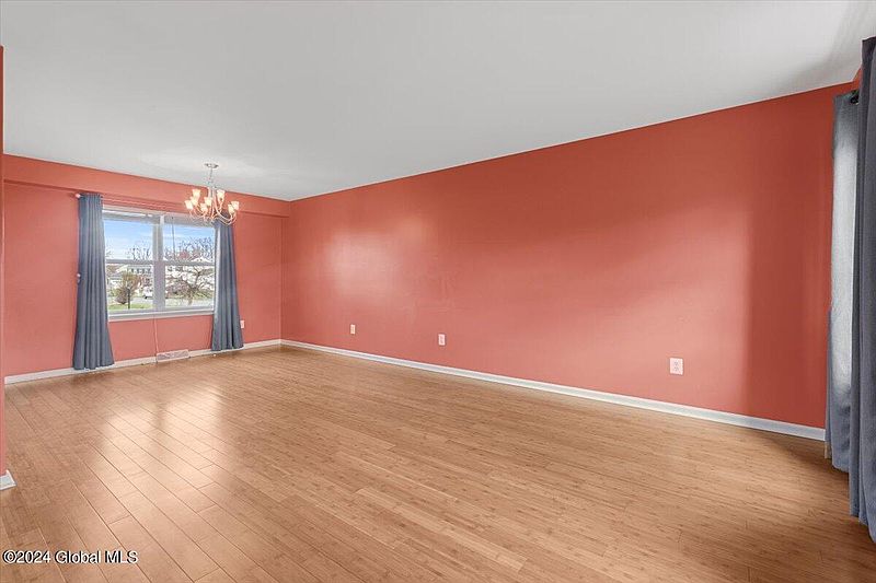 5th image of 1 Noel Court