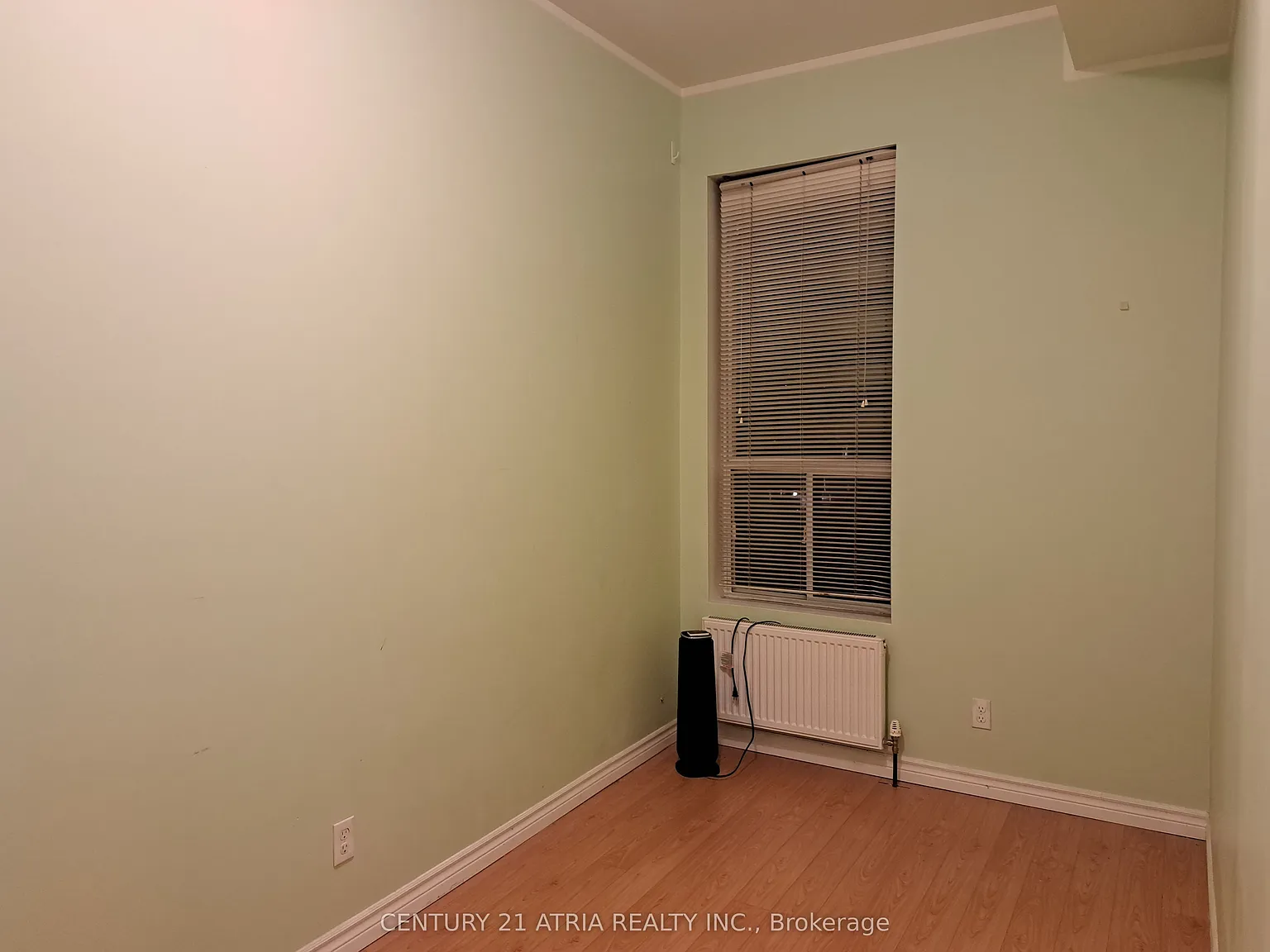 2 bed, $1,900 — Photo 3