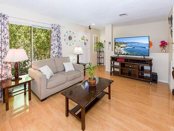 4th image of 12411 Osborne St Unit 72