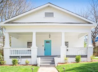 2890 Jones St, East Pt, GA 30344