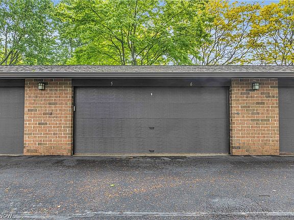 3rd image of 22954 Maple Ridge Rd Unit 202-B